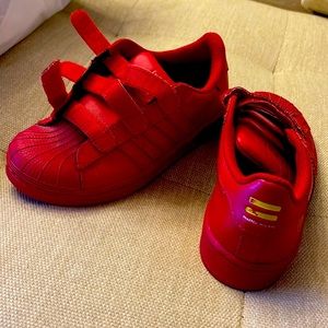 Adidas Pharrell Williams kid sneaker